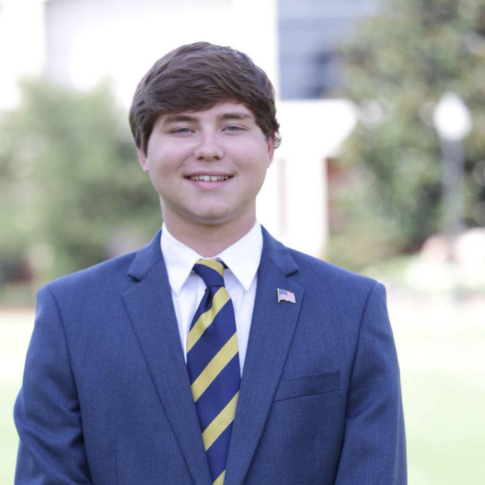 Meet your Posher, Logan